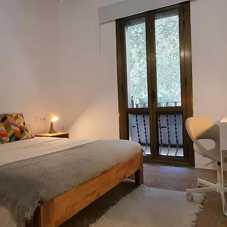 Apartment Opening Doors Miro Park Barcelona